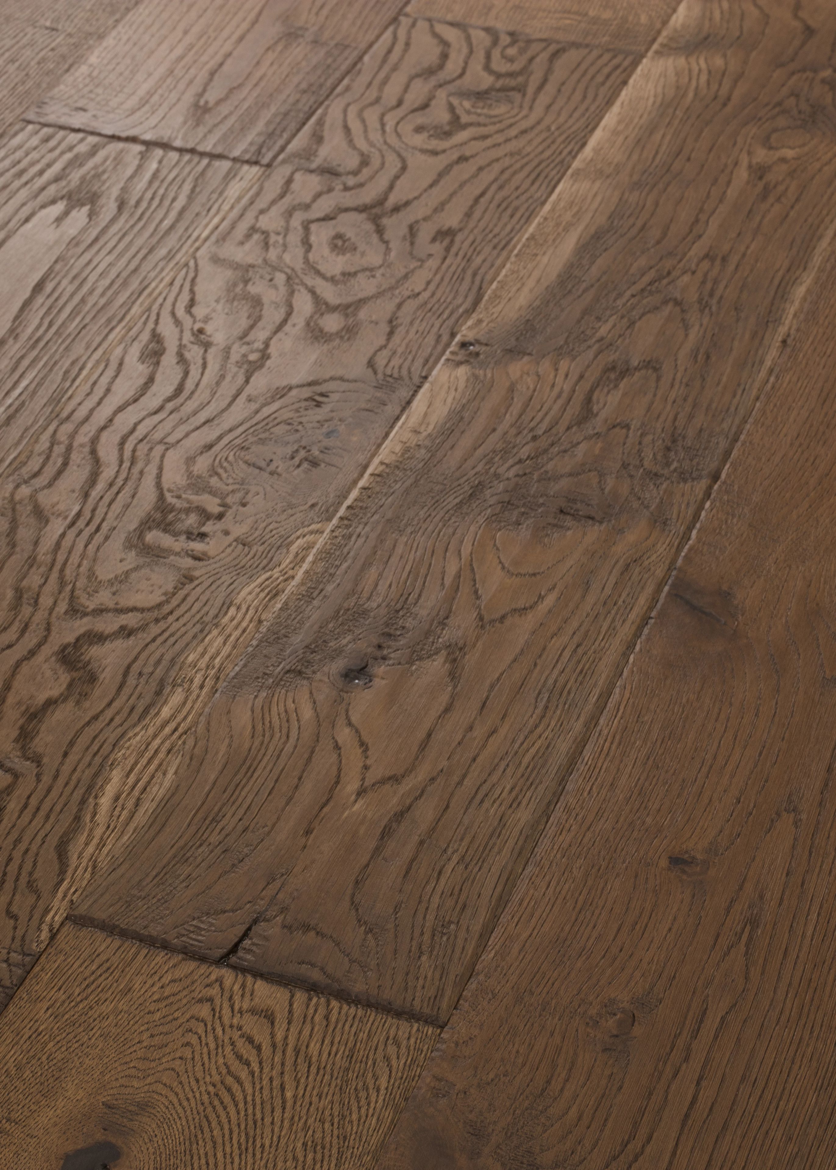 Anderson Tuftex Artisan Oak Burnt Umber AA860-17070 — Save 30